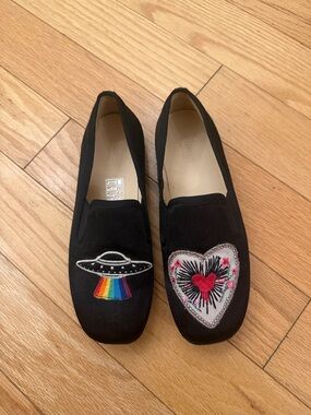Gucci Black Kids Slip-On Loafers with Rainbow UFO and Heart Embroidery